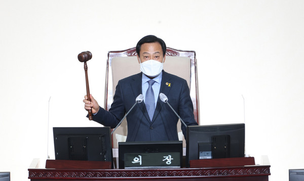 장현국 의장, 13일 제351회 임시회 개회사에서 지방자치 준비작업 박차 강조했다. (사진제공=경기도의회)