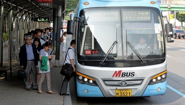 파주시는 오는 19일부터 교하에서 서울 광화문을 오가는 광역급행버스 M7154번을 개통해 대중교통 이용 주민의 편리성을 도모키로 했다. (사진=중앙신문DB)