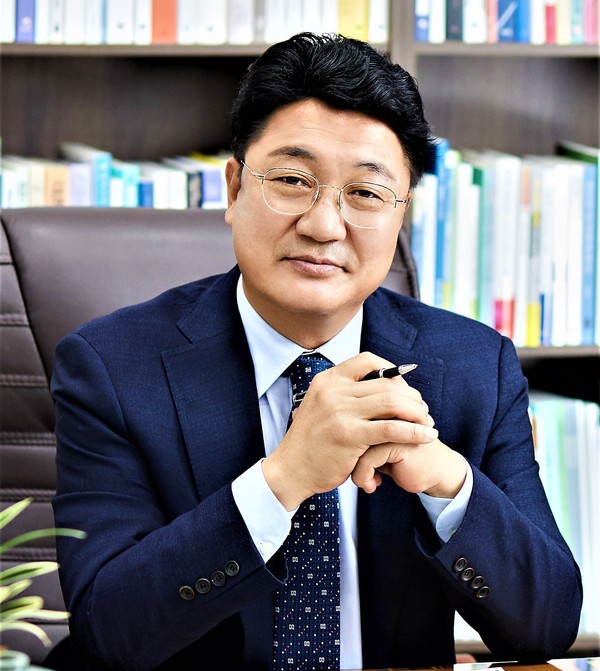 민선7기 3주년을 맞은 엄태준 이천시장은 인터뷰를 통해 이천시의 비전을 설명하고 민선7기 3년동안 추진했던 사업성과와 앞으로의 계획을 밝혔다. (사진제공=이천시청)