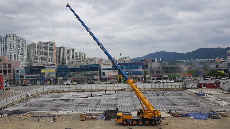 경기도가 조례 개정으로 불발된 ‘공공 공사 표준시장단가’ 확대 적용을 지방계약법 내 지자체 재량 항목을 활용해 올 하반기부터 적용한다. 사진은 공사현장으로 기사와는 관계 없음. (사진=중앙신문DB)