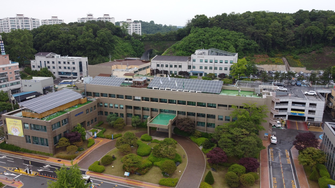 파주시는 지역경제 활성화를 위해 계약업무 개선안을 마련, 시행하면서 전년도보다 관내 업체 계약률이 대폭 상승한 것으로 파악됐다. (사진=중앙신문DB)