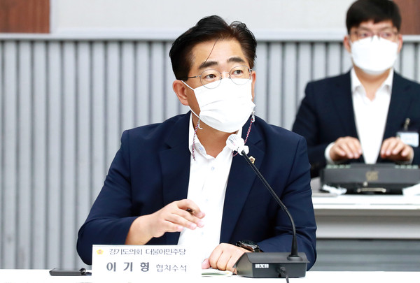 경기도의회 교육기획위원회 이기형 의원(더불어민주당 협치수석, 김포4)은 한강신도시 장기본동 지역의 ‘운일고등학교 신설(가칭)’ 건이 교육부 중앙투자심사를 통과했다고 밝혔다. (사진제공=경기도의회)