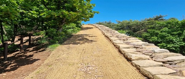 문수상 등산로. (사진제공=김포시청)