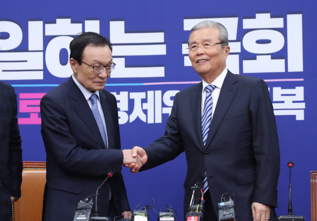 국민의힘 총괄 선거대책위원장에 김종인 전 비대위원장이 거론되고 있는 가운데, 집권당인 더불어민주당이 민감한 반응을 보이며 대응책 마련에 고심하고 있어 주목된다. (사진=중앙신문DB)