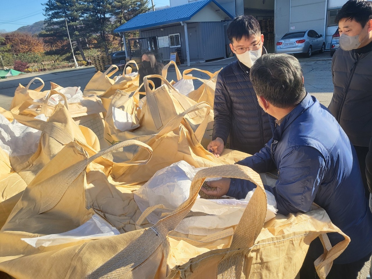 포천시가 2021년 산 공공비축미곡 총 421톤(산물벼 168톤, 건조벼 253톤)을 수매 완료했다. (사진=김성운 기자)