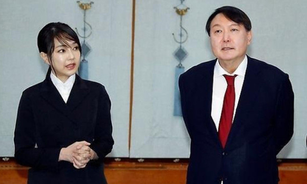 국민의힘 윤석열 대선후는 “제 처는 정치하는 걸 극도로 싫어했다”며 “대선 기간 중 등판 계획은 처음부터 없었다“고 말해 정치권의 비상한 관심을 모으고 있다. (사진=중앙신문DB)