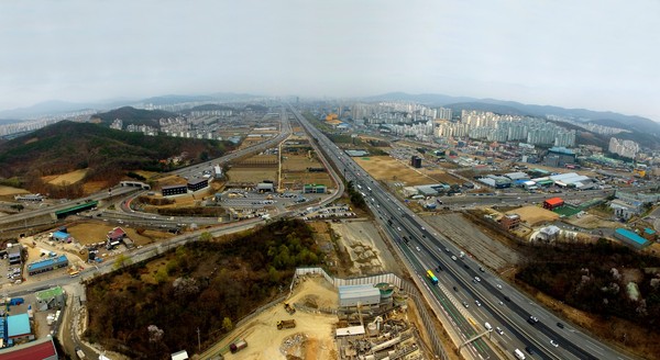 용인특례시는 ‘경기용인 플랫폼시티 도시개발사업’이 제2의 대장동 사태가 될 수 있고, 개발이익금이 전부 경기도시주택공사(GH) 측으로 흘러간다는 일각의 주장에 대해 사실이 아니라고 밝혔다. (사진제공=용인시청)