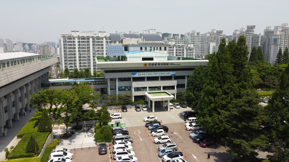 제8회 전국동시지방선거에서 인천지역이 10개 구군 광역의원 36석 중 국민의힘이 24석을 확보하고, 민주당이 12석을 확보했다. 사진은 인천시의회 전경. (사진=중앙신문DB)