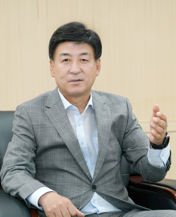 방세환 국민의힘 광주시장 당선인은 6·1지방선거에서 53.88%의 득표율로 46.11%를 획득한 더불어민주당 동희영 후보를 7.77%p 차이로 따돌리고 당선됐다. (사진제공=방세환 당선인)