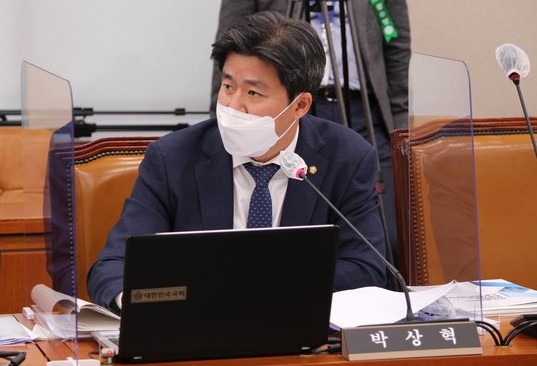 지난해 11월부터 2월까지 4개월 동안 계량기 고장을 핑계로 난방비를 일체 내지 않고 사용한 공동주택이 전국에서 2만 6000가구가 넘은 것으로 나타나 대책이 시급한 것으로 나타났다. (사진=중앙신문DB)