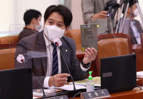 LH가 지난 5년 간 공공기관과 민간업체를 통틀어 ‘건설폐기물법’을 가장 많이 위반한 사실이 국정감사 자료를 통해 뒤늦게 밝혀져 물의를 빚고 있다. (사진=중앙신문DB)
