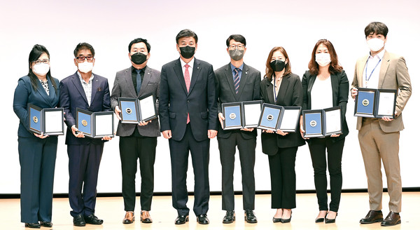 광주시는 28일 시청 대회의실에서 ‘제22회 광주시민의 날 기념식’을 개최했다. (사진=장은기 기자)