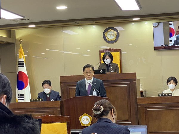 전진선 양평군수가 2023년도 군정 기조는 “생활행정의 실천으로 군민 모두가 행복한 양평”이라고 말했다. (사진=장은기기자)
