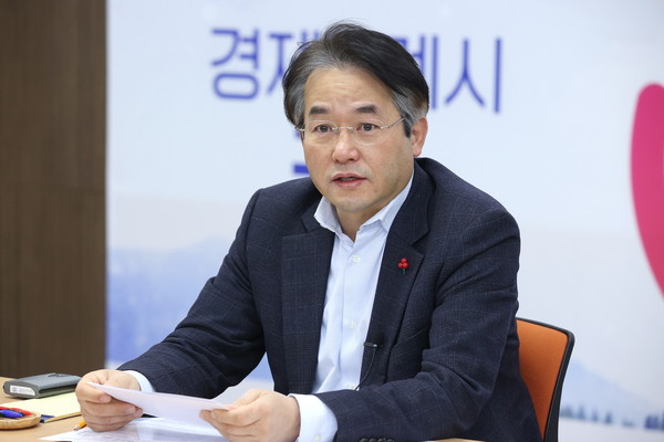 이동환 고양특례시장이 내년도 본예산이 연내에 통과될 수 있도록 최선을 다해달라고 공직자들에게 당부했다. (사진제공=고양특례시청)