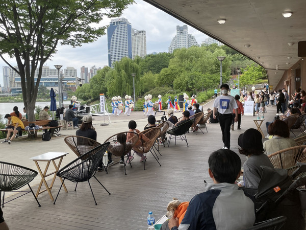 수원시 광교호수공원에 대한 이용객들의 만족도가 88.6점(100점 만점)에 이르는 것으로 나타났다. (사진제공=수원시청)
