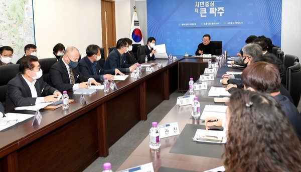 파주시는 ‘설 명절’을 앞두고 시민들이 편안하고 안전한 명절을 보낼 수 있도록 14개 세부 대책을 선정, 발표하고, 민생에 따듯한 온기를 불어 넣기로 했다. (사진제공=파주시청)