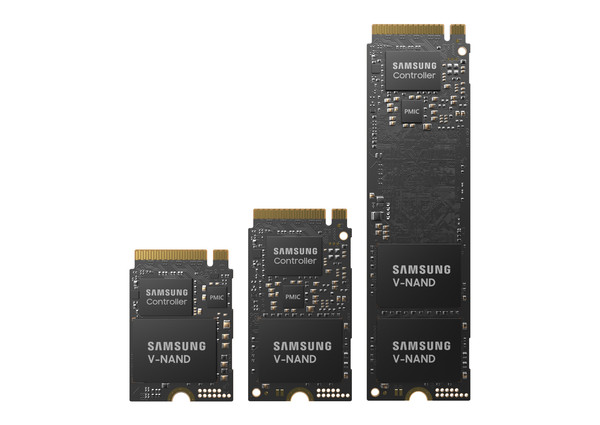 삼성전자가 5나노 기반 신규 컨트롤러를 탑재한 PC용 고성능 NVMe SSD 'PM9C1a'를 양산한다. 사진은 삼성전자가 선보인 PC용 고성능 NVMe SSD ‘PM9C1a. (사진제공=삼성전자)