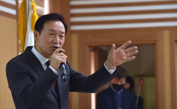 임태희 경기도교육감은 17일 남부청사 중회의실에서 ‘2023년 새해 기자회견’을 열고 경기미래교육의 방향과 중점 추진 계획을 밝혔다. (사진제공=경기도교육청)
