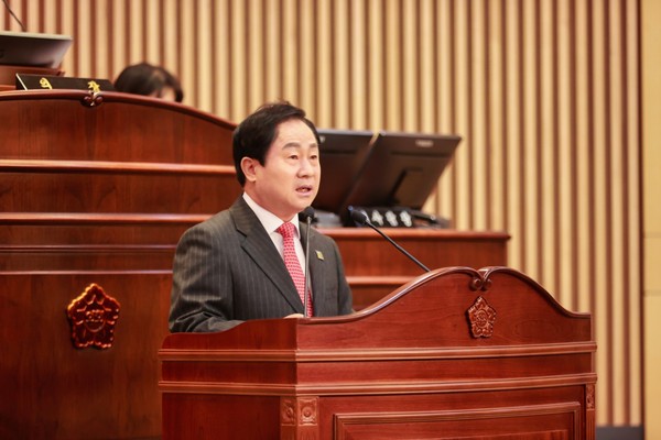 주광덕 남양주시장은 27일 제292회 남양주시의회 임시회 제1차 본회의에서 시정 연설을 하고 있다. (사진제공=남양주시청)