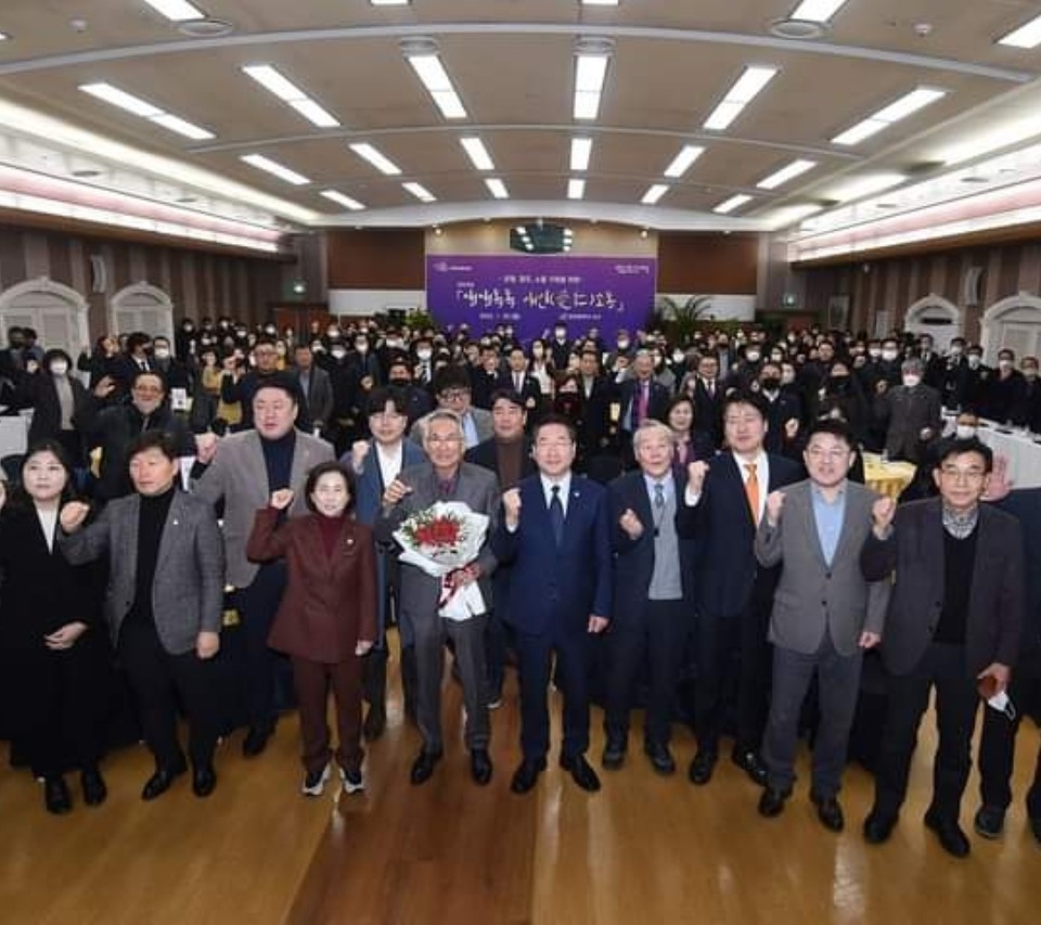 유정복 인천시장이 30일 ‘구민과의 대화’를 위해 서구를 방문한 자리에서 “서구를 균형 발전과 창조도시의 핵심 거점으로 만들어 가겠다”고 말했다. (사진=유정복 인천시장 페이스북)