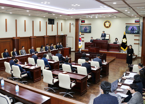 광명시의회가 3일 취약계층 난방비 긴급 지원을 위한 원포인트 임시회를 개회했다. (사진제공=광명시의회)