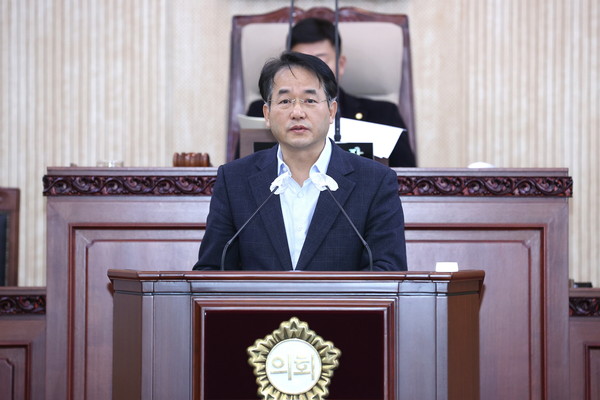 이동환 고양특례시장이 업무보고 시정연설을 통해 "2023년 한해를 공정과 상식, 혁신과 화합의 시정으로 고양특례시의 정상화를 이루겠다"고 말했다. (사진제공=고양시청)
