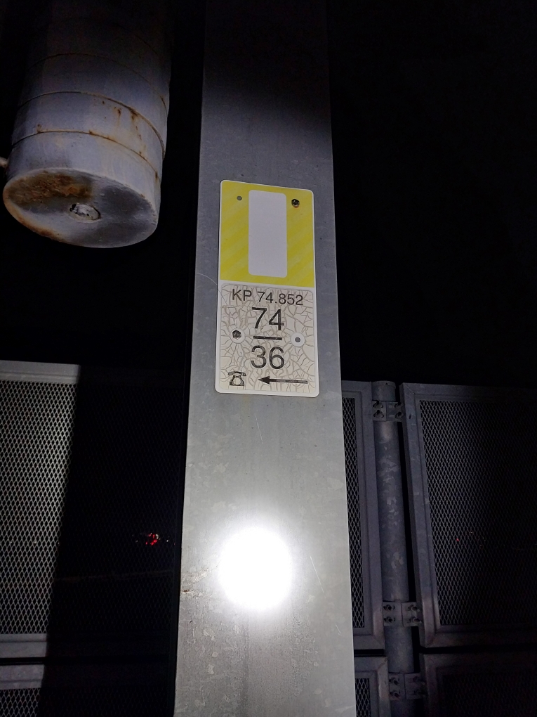 달리는 KTX에 사람이 치여 사망하는 사고가 발생했다. 사진은 사고지점. (사진제공=경기도소방재난본부)