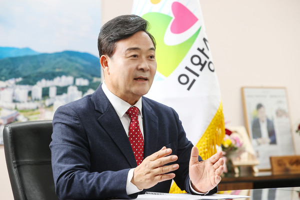 김성제 의왕시장이 “친환경 도시개발에 시민체감형 정책을 더해 ‘명품도시 의왕’ 완성에 박차를 가하겠다”고 말했다. (사진제공=의왕시청)