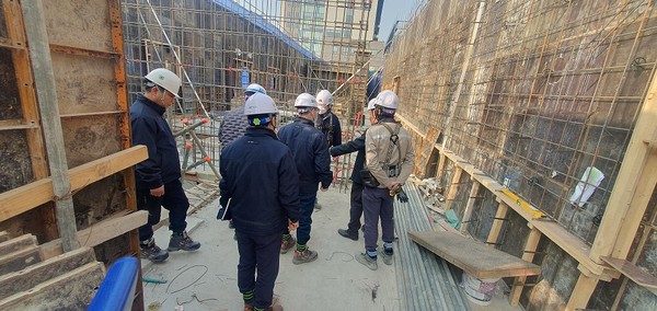 파주시는 시민들이 안전한 도시를 구축키 위해 17개 부서와 전문가들을 동원, 관내 공공시설물 410개소에 대한 집중 안전점검에 나섰다. (사진=중앙신문DB)