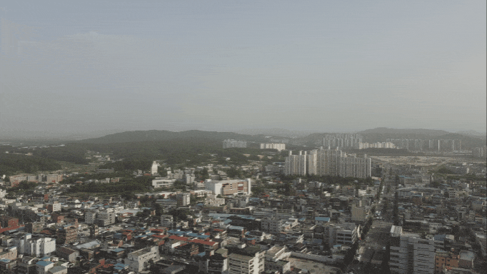 22일 오후 5시20분께 여주시 남한강 일대 하늘이 고비사막과 내몽골 고원에서 발원한 황사 영향으로 뿌옇게 보이고 있다. (영상=김광섭 기자)
