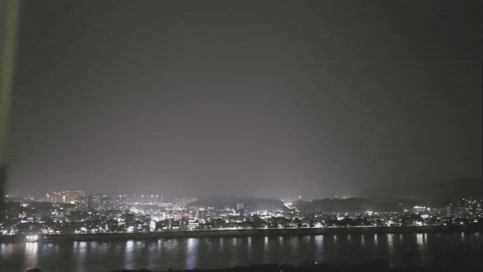 9일 금요일인 오늘 경기·인천지역은 대체로 흐리다가 오전부터 구름 많아지겠다. 새벽엔 서울·인천·경기지역에 대기불안정으로 인한 비·천둥·번개·우박이 내리는 곳이 있겠다. (영상=중앙신문DB)