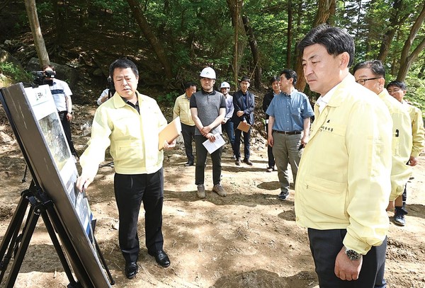 방세환 광주시장은 21일 집중호우 피해를 막기 위한 철저한 점검과 지난해 폭우피해 지역의 2차 피해를 막기 위한 신속한 복구를 강조했다. (사진제공=광주시청)