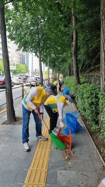 (사진제공=신천지자원봉사단 서울 강서지부)