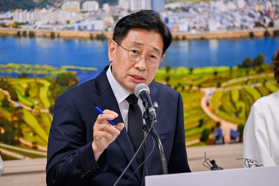 전진선 양평군수가 긴급기자회견에서 “서울-양평고속도로 사업 재개를 위해 혼신을 다하겠다”고 강조했다. (사진=전진선 양평군수 페이스북)