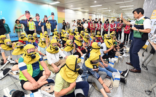 인천 부평구가 23일 오후 2시부터 7호선 부평구청역 지하 1층에서 2023년 을지연습 실제훈련을 실시했다. (사진제공=부평구청)