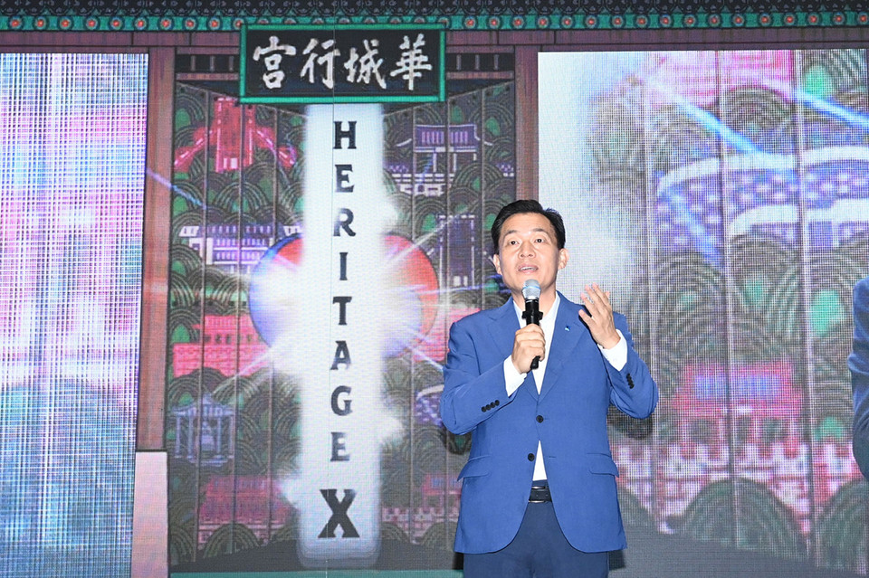 이재준 수원시장이 11일 수원컨벤션센터에서 열린 ‘2023 수원 세계유산도시 포럼’ 개막식에서 인사말을 하고 있다. (사진제공=수원시청)