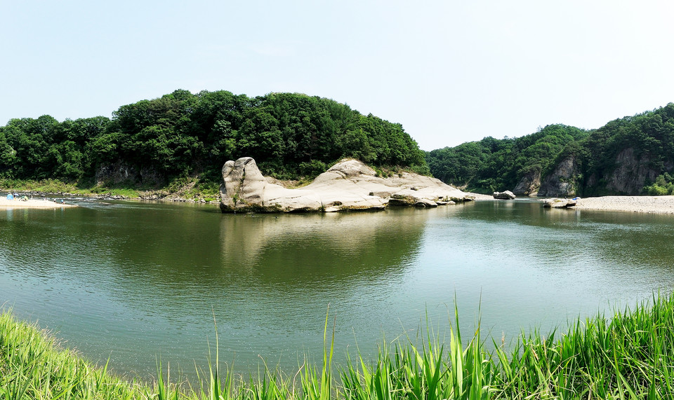 사진은 한탄강 화적연 전경. (사진제공=포천시청)