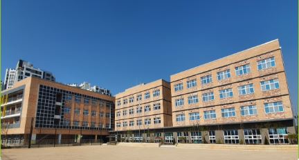 경기도 최초 초·중통합운영 학교로 개교해 분리가 결정된 향산초·중학교 전경. (사진제공=김포교육지원청)