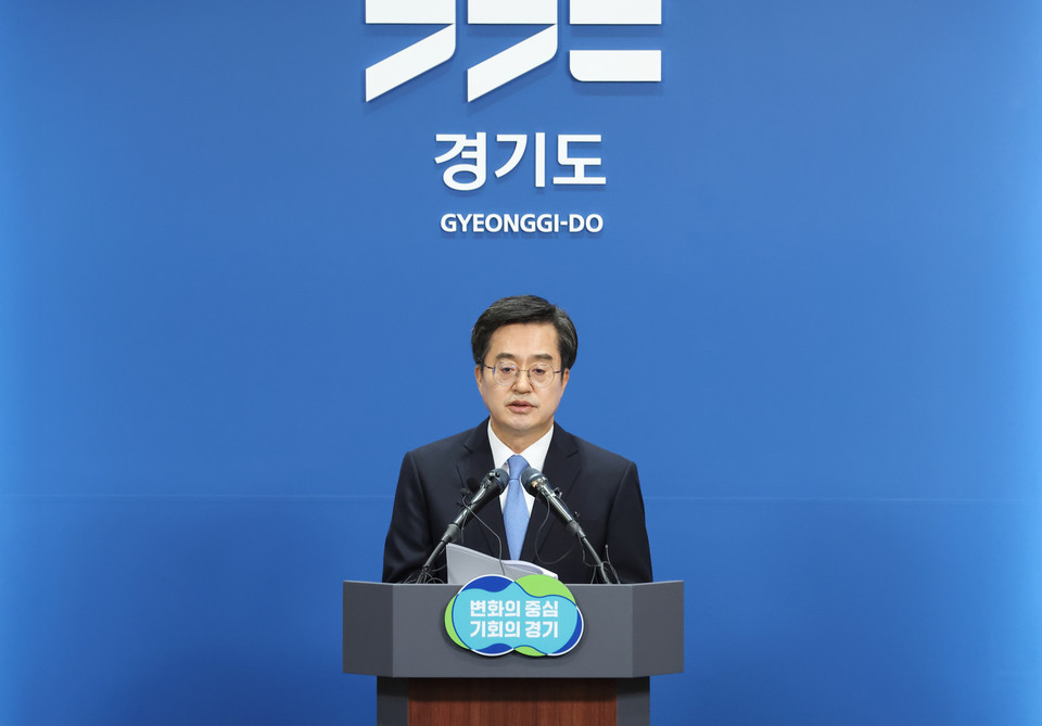김동연 경기도지사가 6일 "여당은 나라의 미래는 안중에도 없고 김포시민을 표로만 보고 있다. 이런 선거용 정치쇼가 어디 있는가. 경기도를 책임지는 경기지사로서 개탄스럽다"고 밝혔다. (사진제공=경기도청)