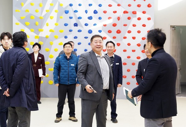 파주시는 내달 1일 준공될 ‘파주시청소년수련관’ 준공식을 앞두고 공사 완료 상황과 입주 준비 등의 최종 점검을 완료했다. (사진제공=파주시청)
