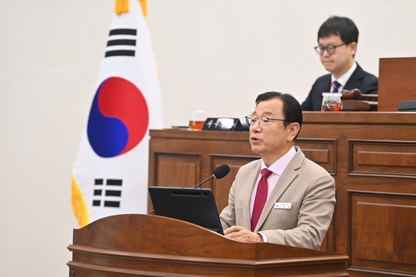 이현재 하남시장이 “시민에게 한 첫 약속을 시민 모두가 만족하는 결과로 이어가겠다”는 의지를 밝혔다. 사진은 이현재 하남시장. (사진제공=하남시청)