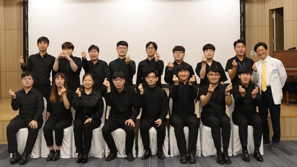 혜원의료재단 세종병원이 장애예술인 고용 우수기관으로 선정됐다. 사진은 세종 하트하트 연주단. (사진제공=세종병원)