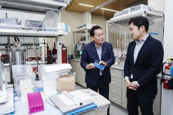 이재준 수원특례시장을 비롯한 수원시 방문단이 미국 실리콘밸리를 방문해 주목 받고 있는 스타트업(신생 창업기업)을 벤치마킹했다. (사진제공=수원시청)