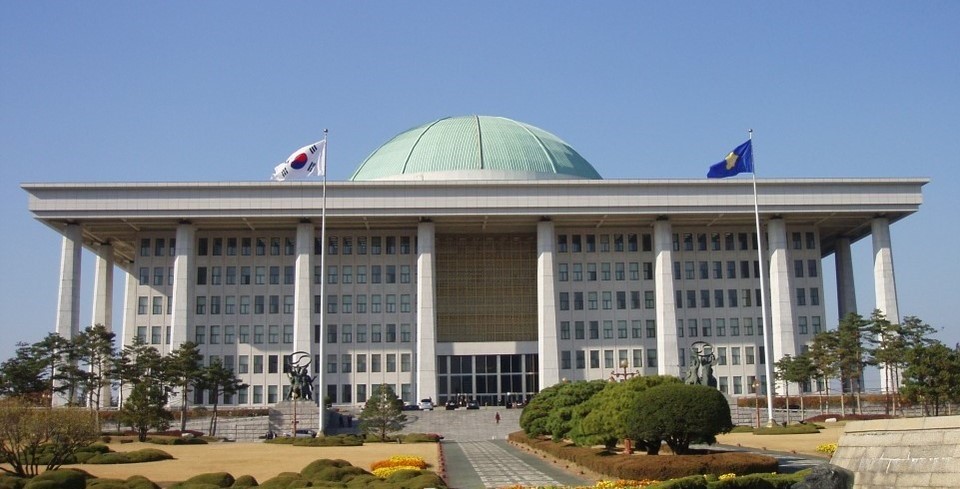 ‘4.10 총선’을 앞두고 파주시 2개 지역구의 여야 공천 경쟁 후보들의 각축전이 치열하게 펼쳐지고 있어 귀추가 주목되고 있다. 사진은 국회 본청 전경. (사진=중앙신문DB)