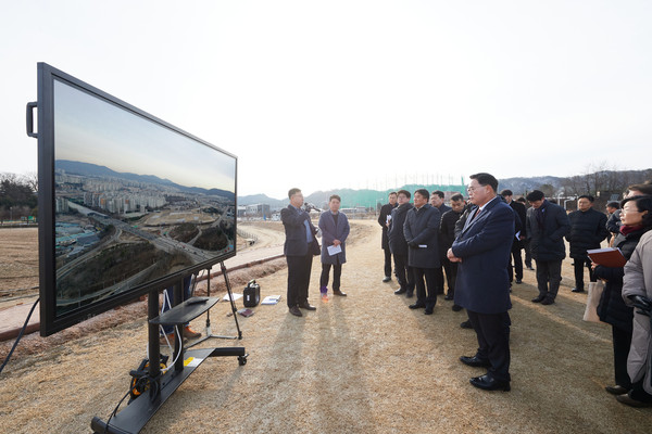 대한체육회가 오는 2027년 철거 예정된 ‘태릉 국제스케이트장’을 대체할 빙상장 유치 공모로 전국 지자체 중 7개 시군이 본격적인 유치전에 뛰어들었다. (사진제공=양주시청)