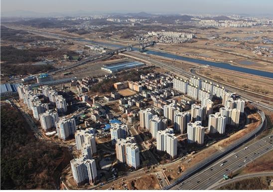 인천시가 계양구 귤현동 306-1번지 일원 귤현구역 도시개발사업이 실시계획 인가 15년 만에 마침내 준공해 입주민 재산권 행사 제약이라는 오랜 문제를 해소할 수 있게 됐다. (사진제공=인천시청)