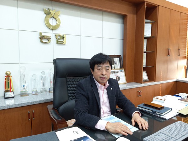 전곡농협이 평소 이웃사랑을 몸소 실천하며 지역사회에 나눔 문화를 확산하는데 큰 기여하고 있으며 사회공헌에도 앞장서는 농협이다. (사진제공=연천농협)