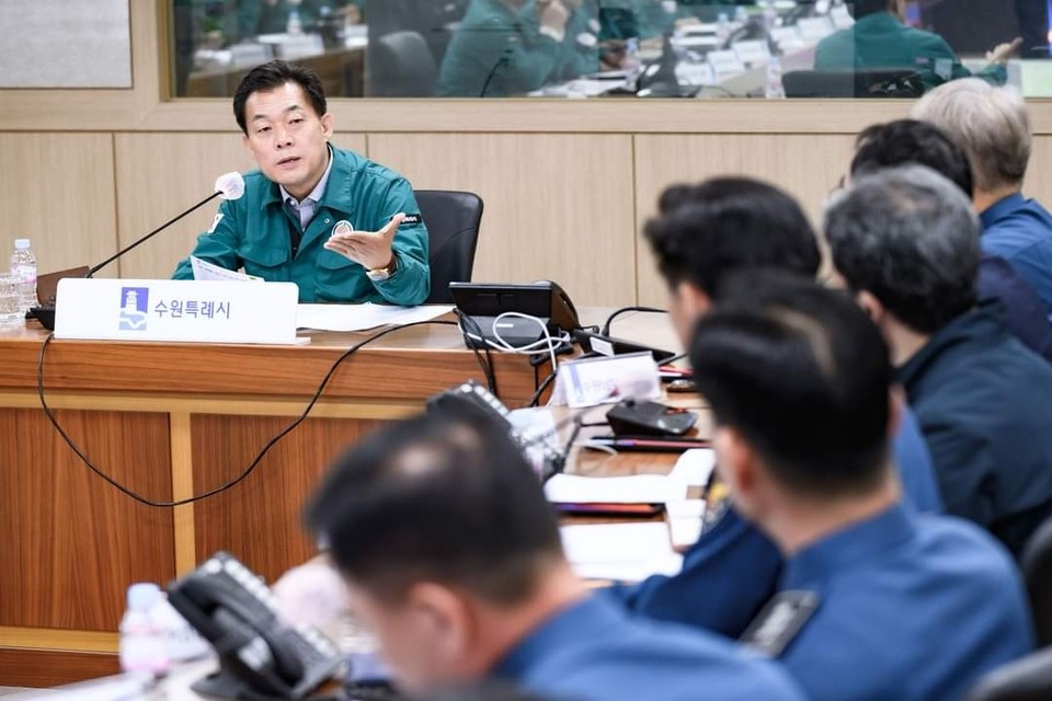 이재준 수원시장이 “연쇄 성폭행범으로 2022년 10월 만기 출소한 인물이 지난 14일 화성에서 수원으로 이주한 것으로 확인됐다”며 “‘모두의 안심 도시’ 수원을 기필코 지켜내겠다”고 약속했다. (사진=이재준 수원시장 페이스북)