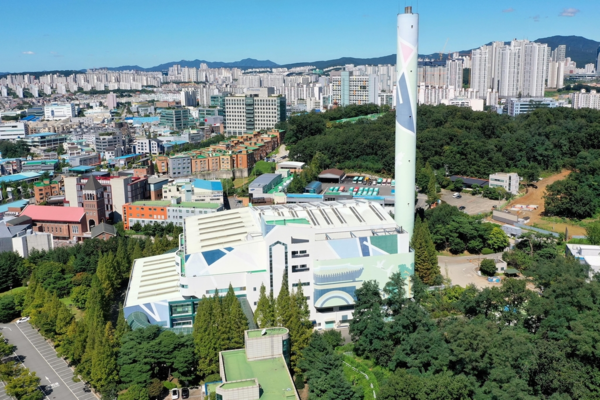 자원회수시설 이전을 추진하는 수원시가 이전 기간에 현 시설을 안정적으로 가동하기 위해 노후화된 시설을 개선한다. (사진제공=수원시청)