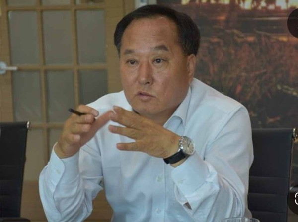 지역위원장 경선에 출마한 정동균 후보(전 양평군수)를 만나 이번 경선에 관한 이야기를 들어보는 자리를 마련했다. (사진=장은기 기자)